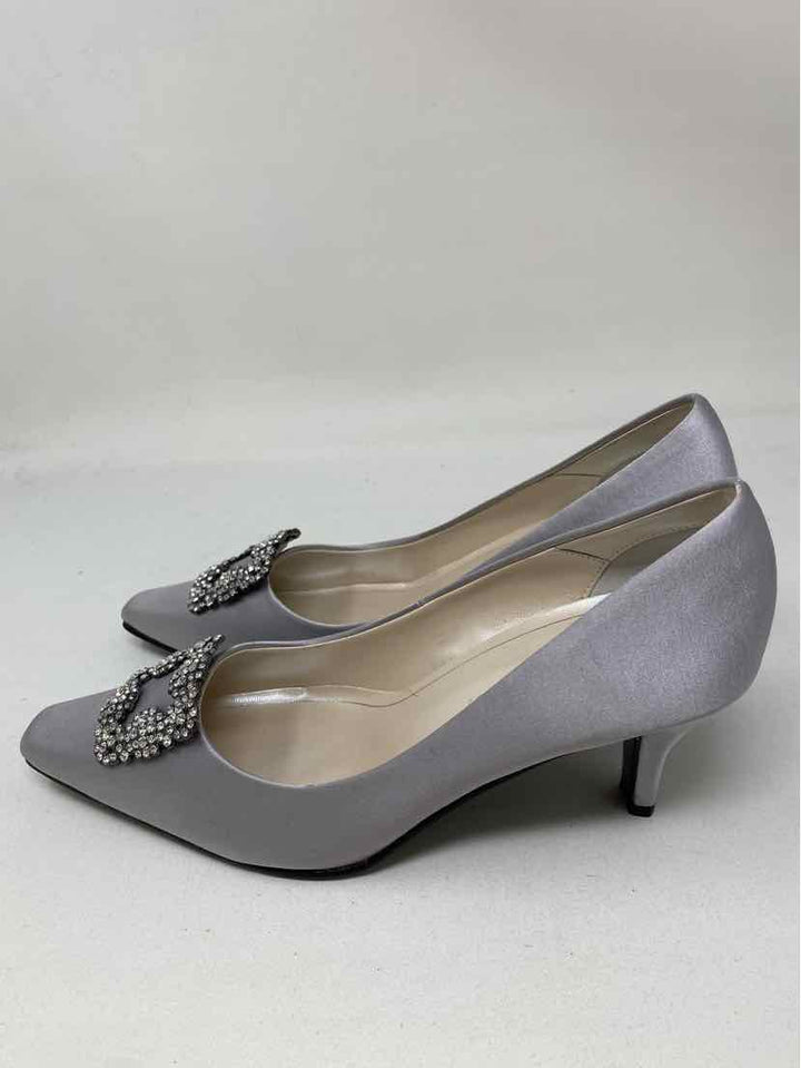 Shoe Size 10 Gray Sateen Pumps