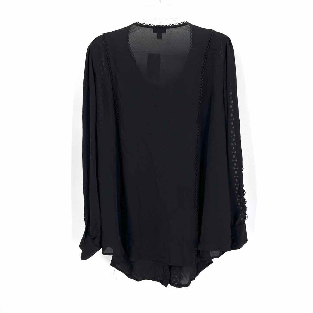 Size 3X Torrid Black Shirt
