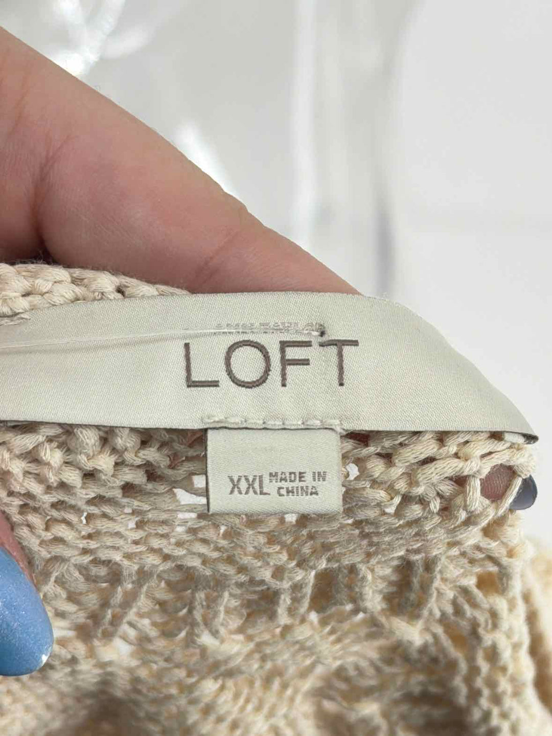 Size XXL Ann Taylor Ivory Knit Sweater