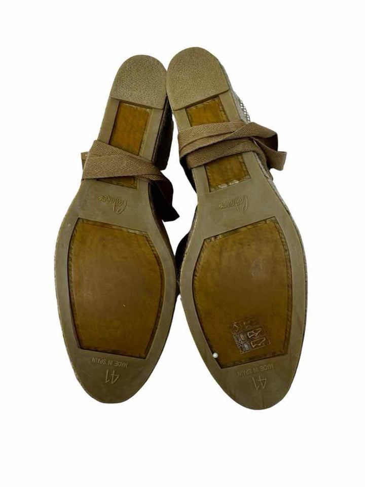 Shoe Size 41 CASTANEZ Tan Canvas Sandals