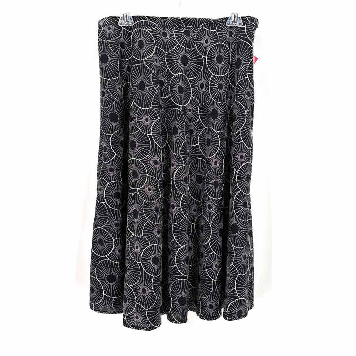 Size L Chico's Black Skirt