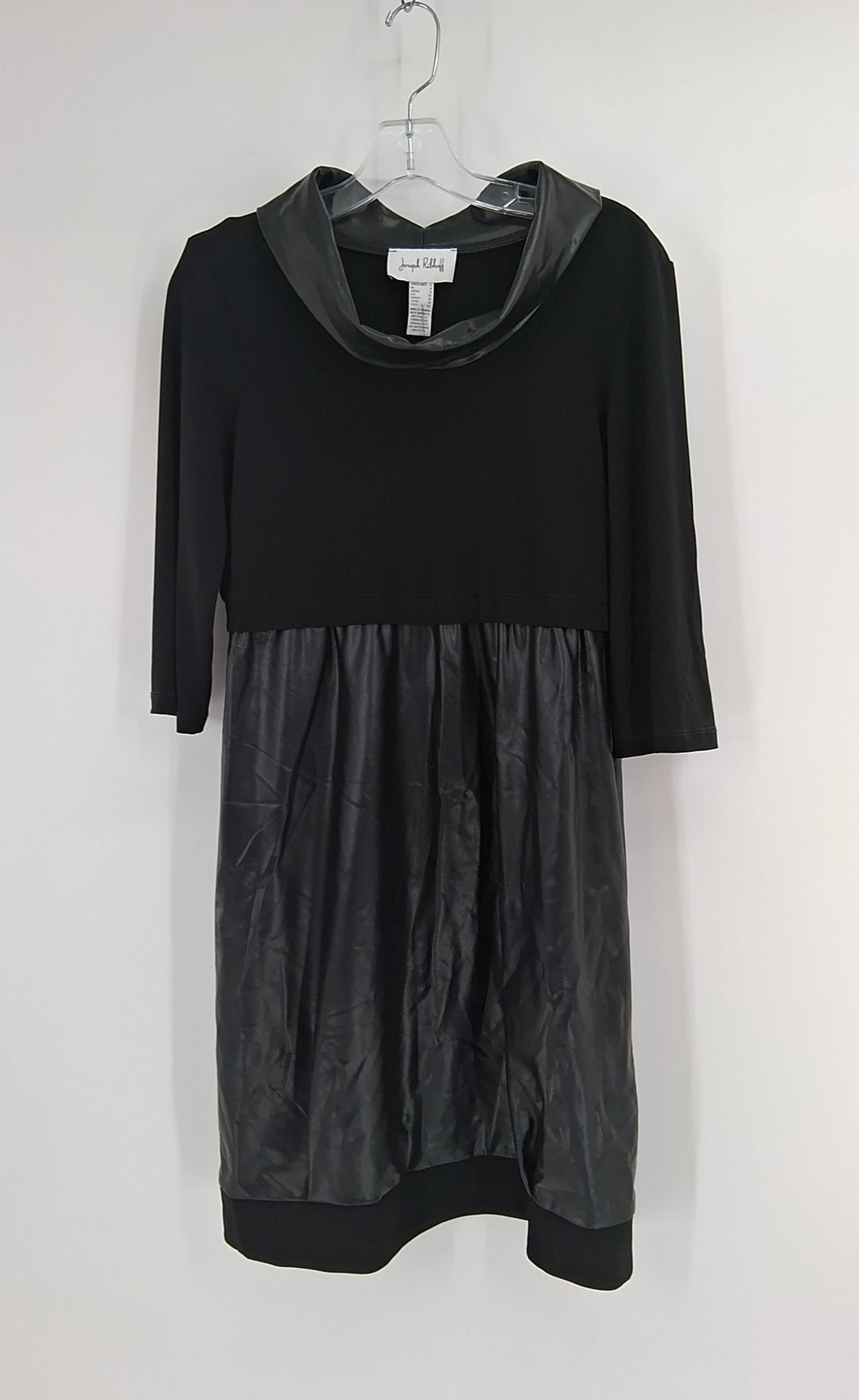 Size 6 JOSEPH RIBKOFF Black Dress