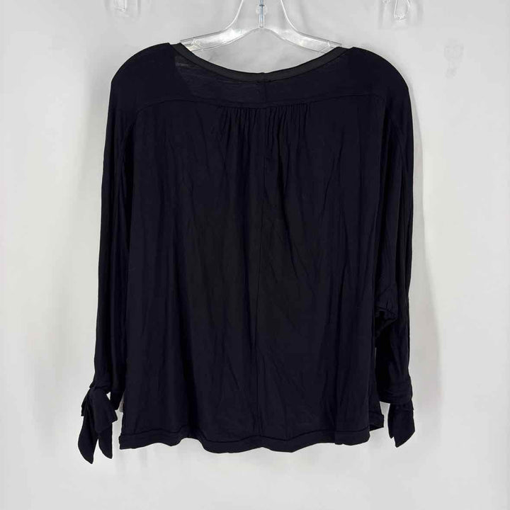 Size S FREE PEOPLE Black Shirt