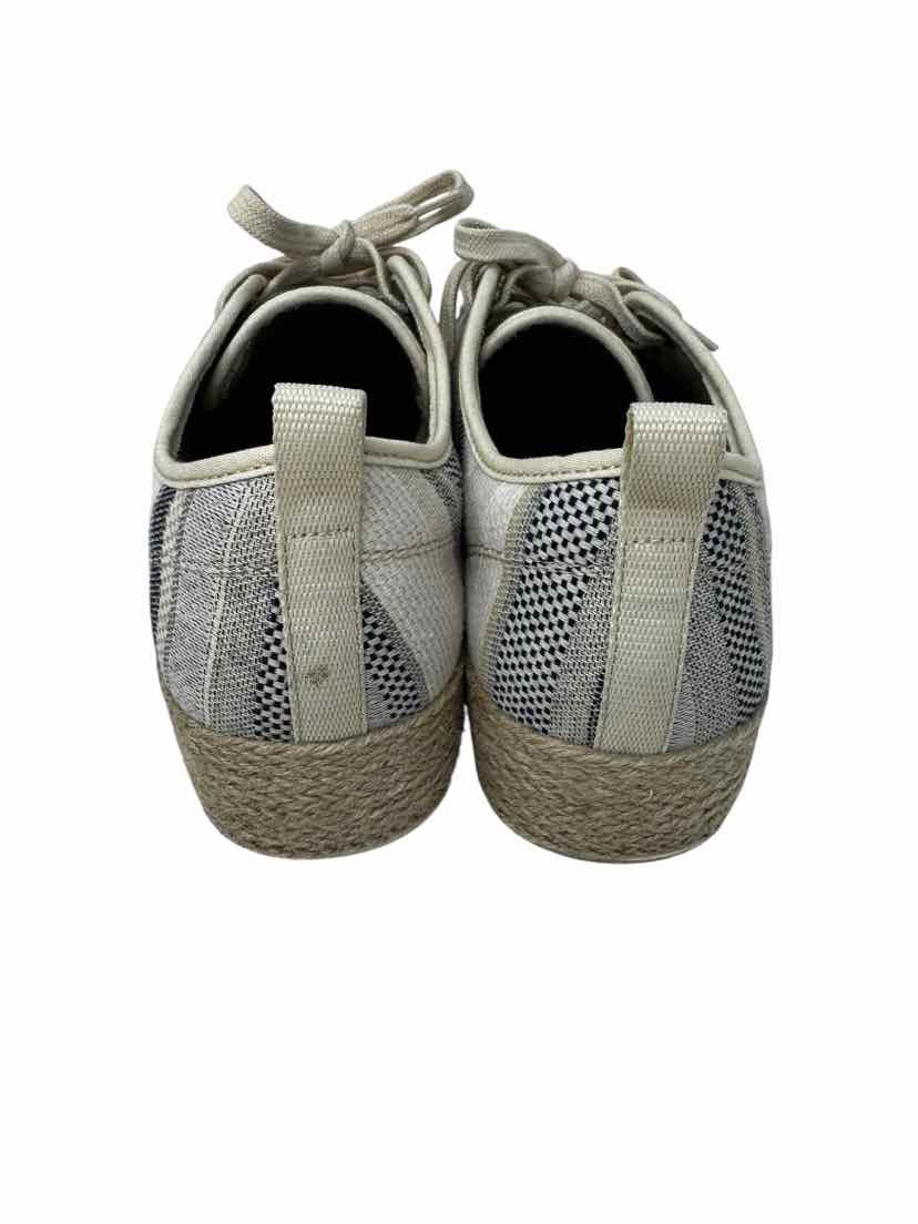 Shoe Size 11 BOBS Blue Print Sneakers