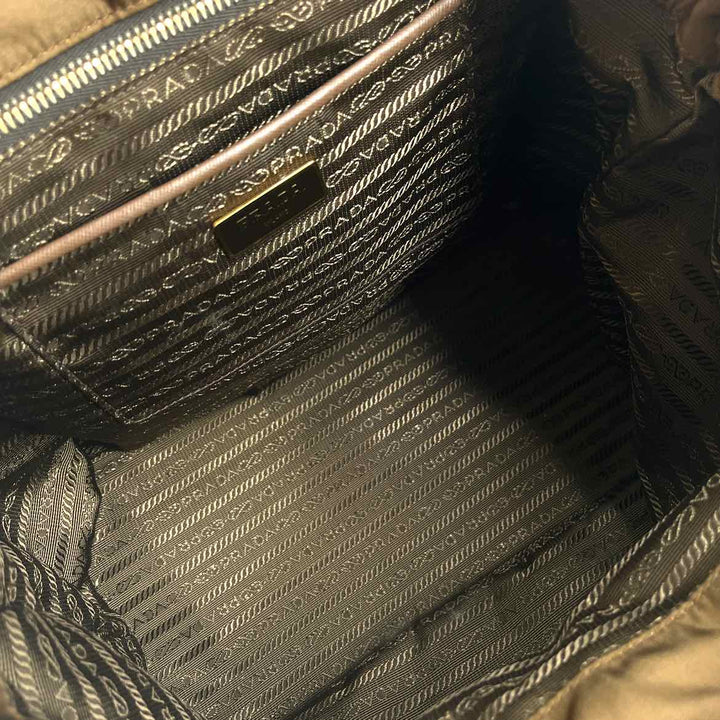 PRADA Luxury - Purse