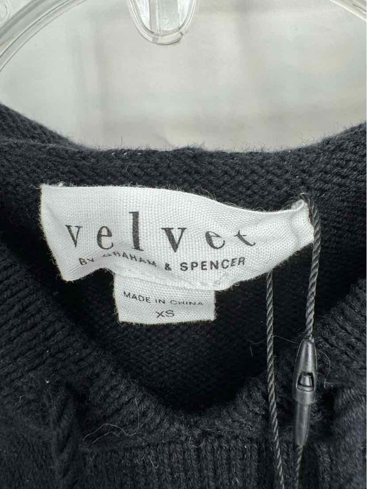 Size X GRAHAM & SPENCER Black Sweater