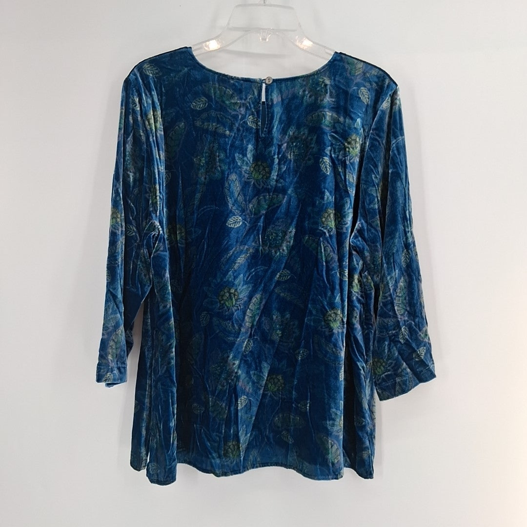 Size L J JILL Blue Velour Sweater