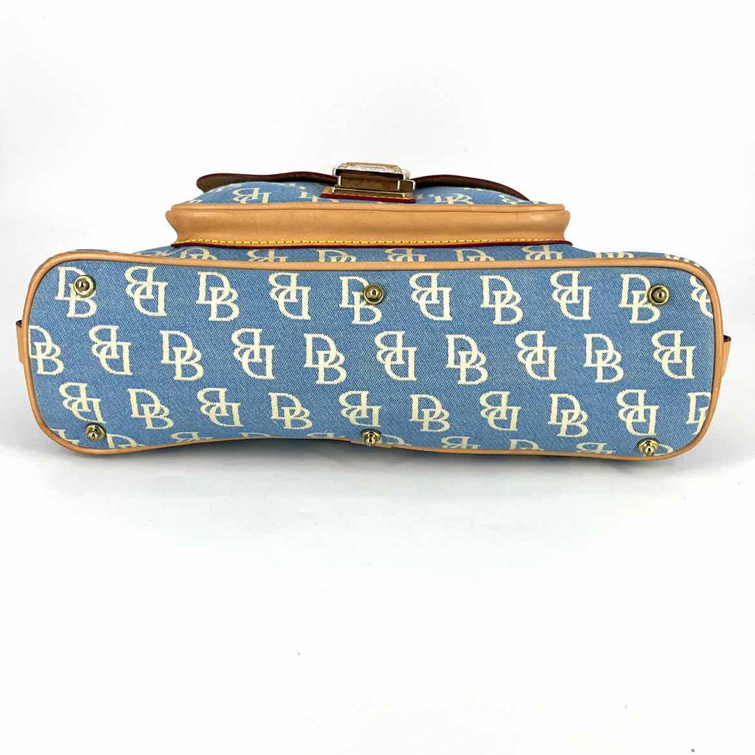 Dooney & Bourke Purse