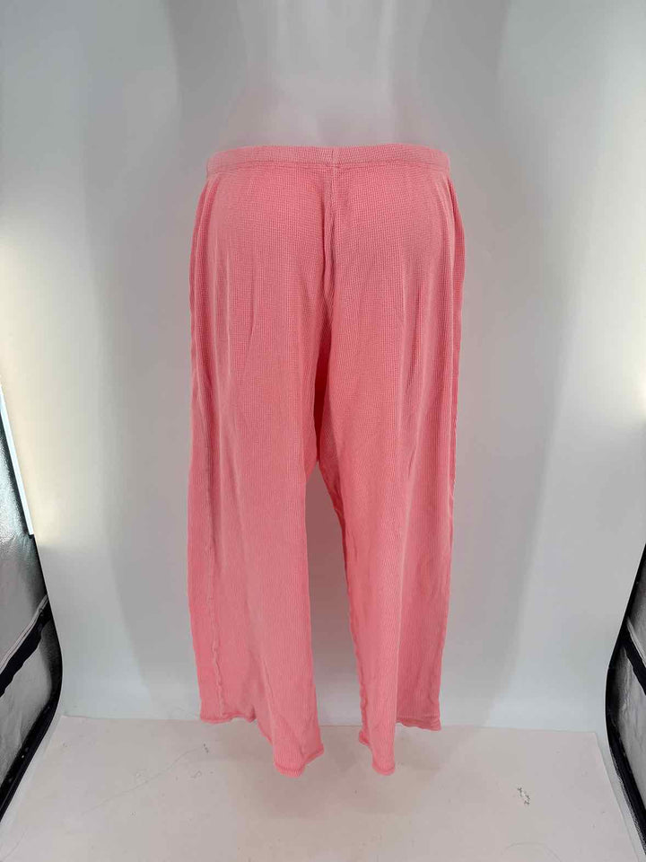 Size M SKIMS Pink Pants