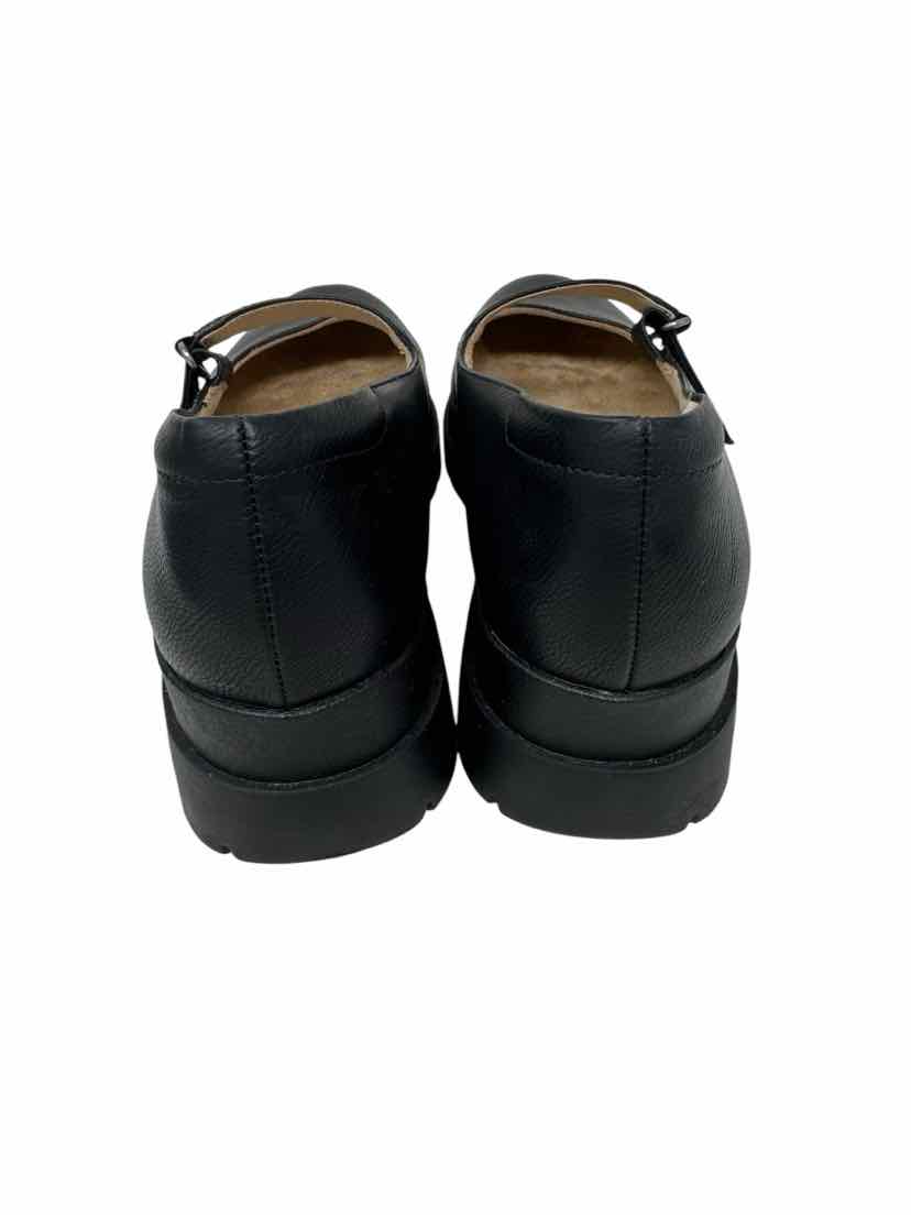 Shoe Size 7.5 Naturalizer Black Leather Flats