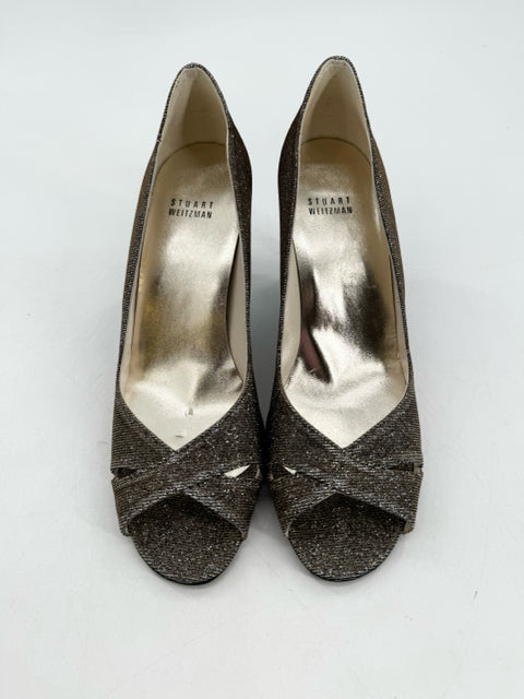 Shoe Size 8.5 Stuart Weitzman Gold Pumps