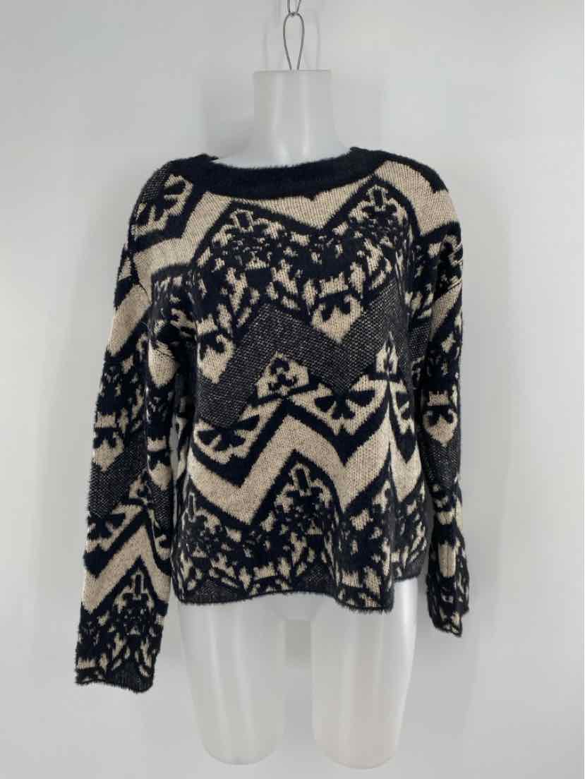 Size M TRIBAL Black Print Sweater