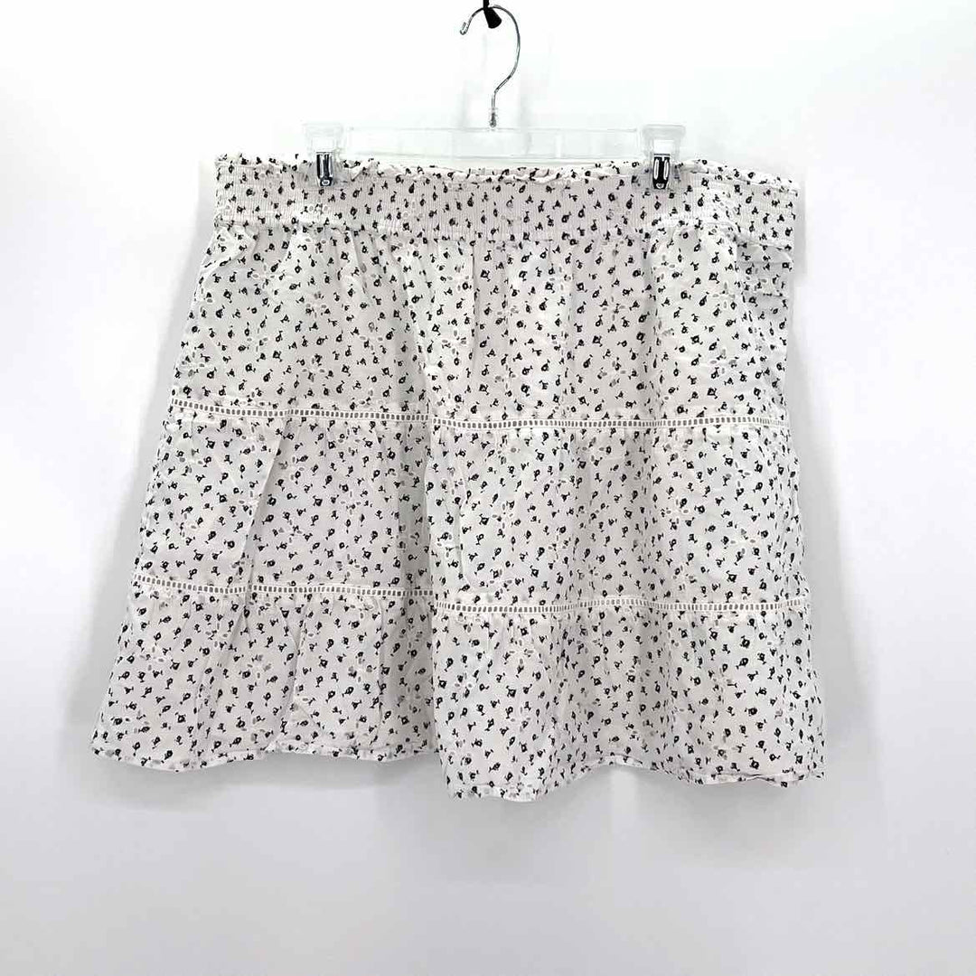 Size XL Ann Taylor White Skirt