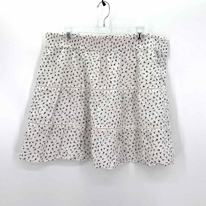 Size XL Ann Taylor White Skirt