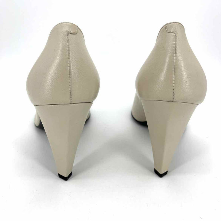 Shoe Size 40 MARC BY MARC JACOBS Taupe Leather Pumps