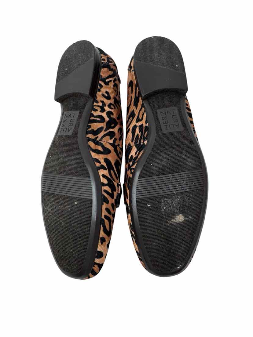 Shoe Size 6.5 Naturalizer Brown Print Flats