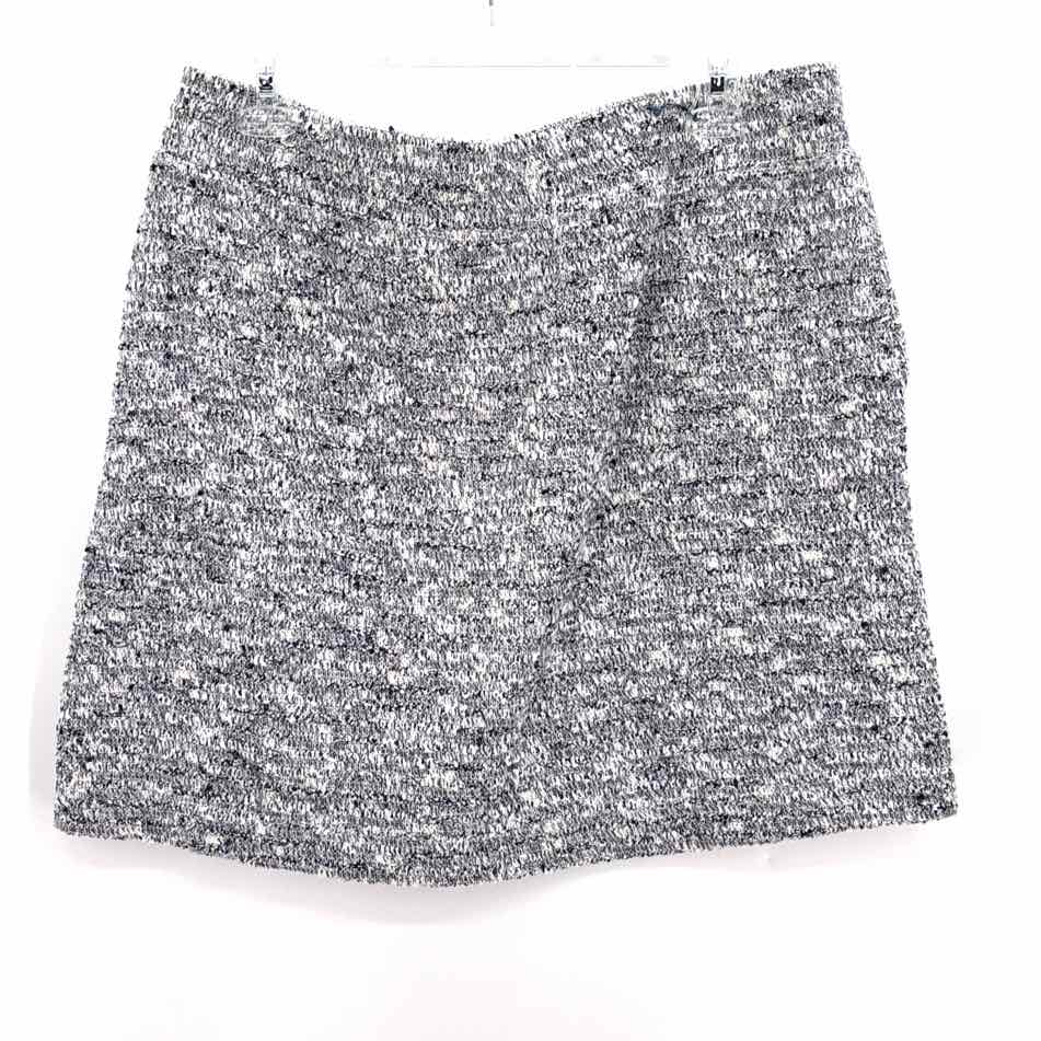 Size L LOU & GREG Navy Knit Skirt