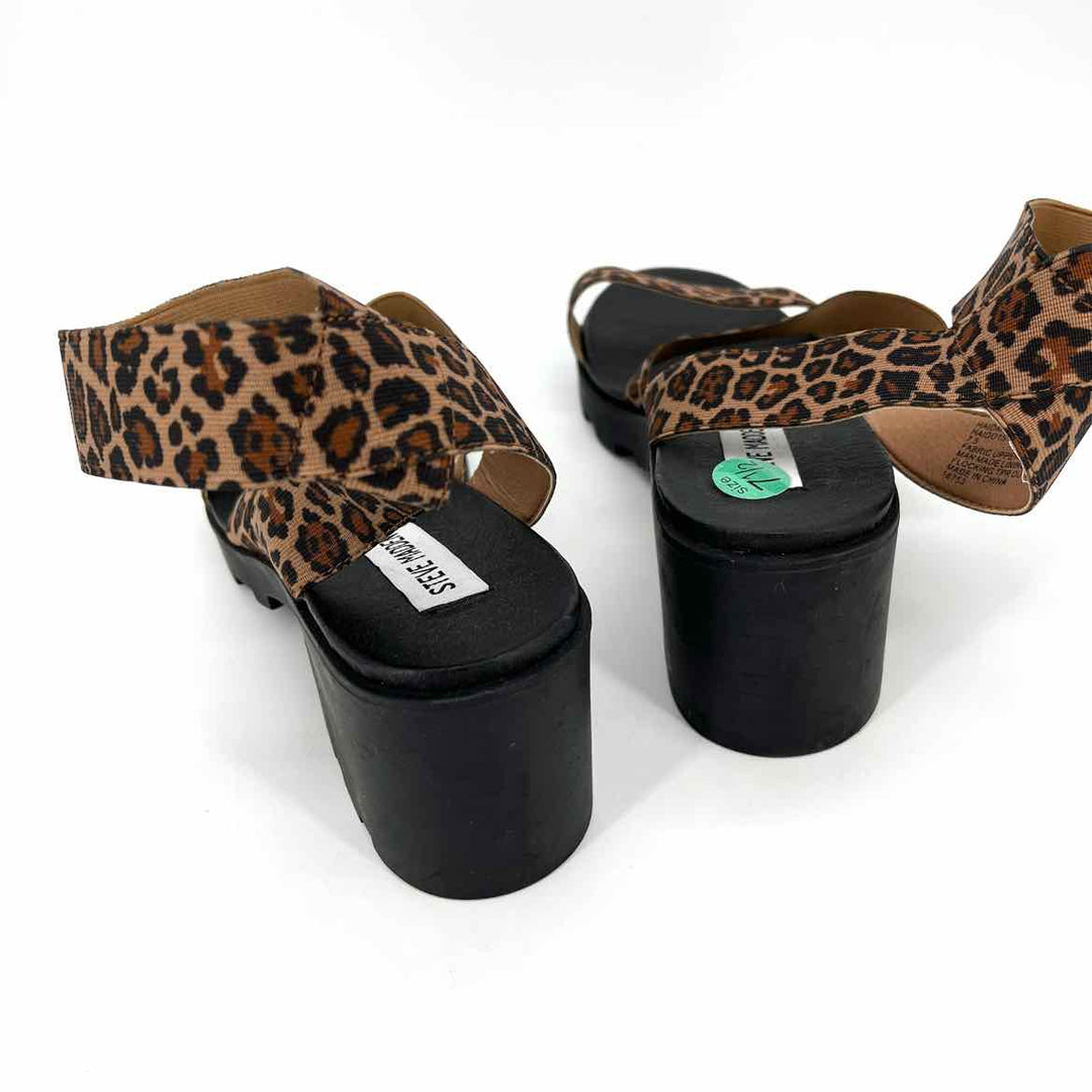 Shoe Size 7.5 Steve Madden Brown Print Sandals