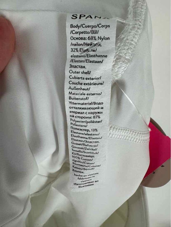 Size M SPANX White Skirt