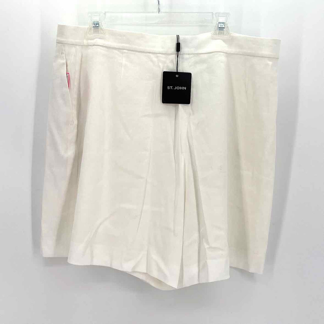 Size 16 ST JOHN Ivory Shorts