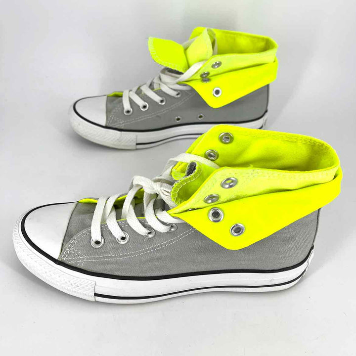 Shoe Size 7 Converse Multi-Color Canvas Sneakers