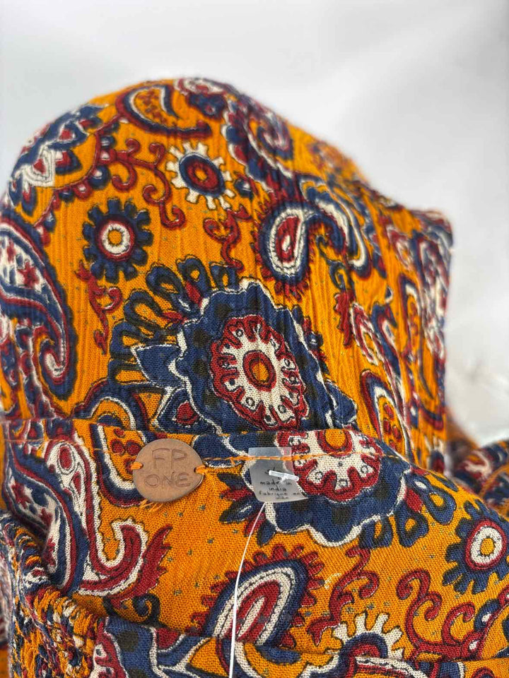 Size S FREE PEOPLE ORANGE PRINT Pants