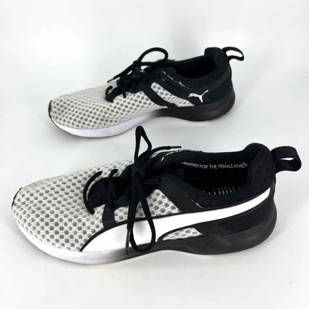 Shoe Size 8 Puma White Sneakers