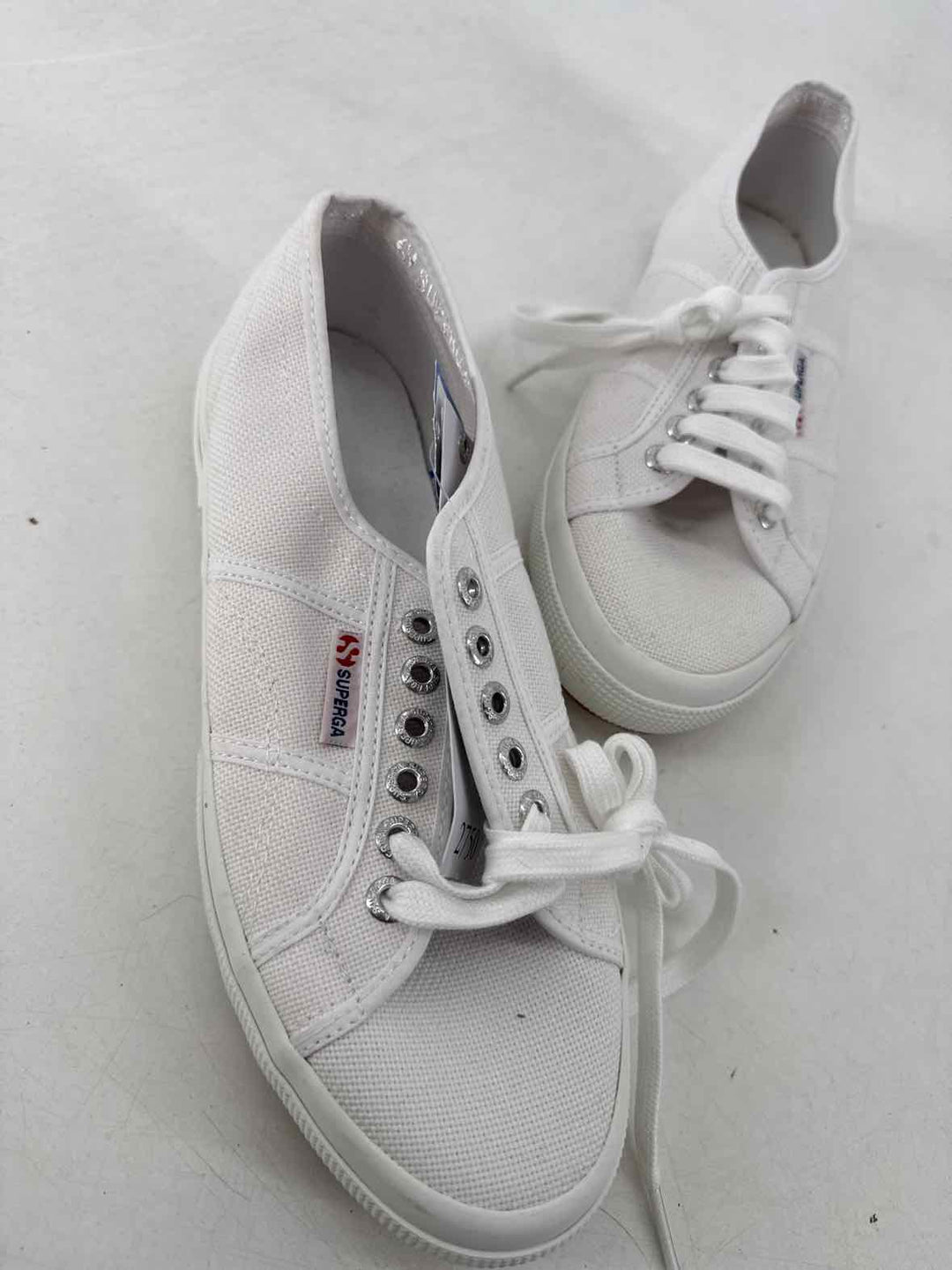 Shoe Size 9 SUPER GA White Canvas Sneakers