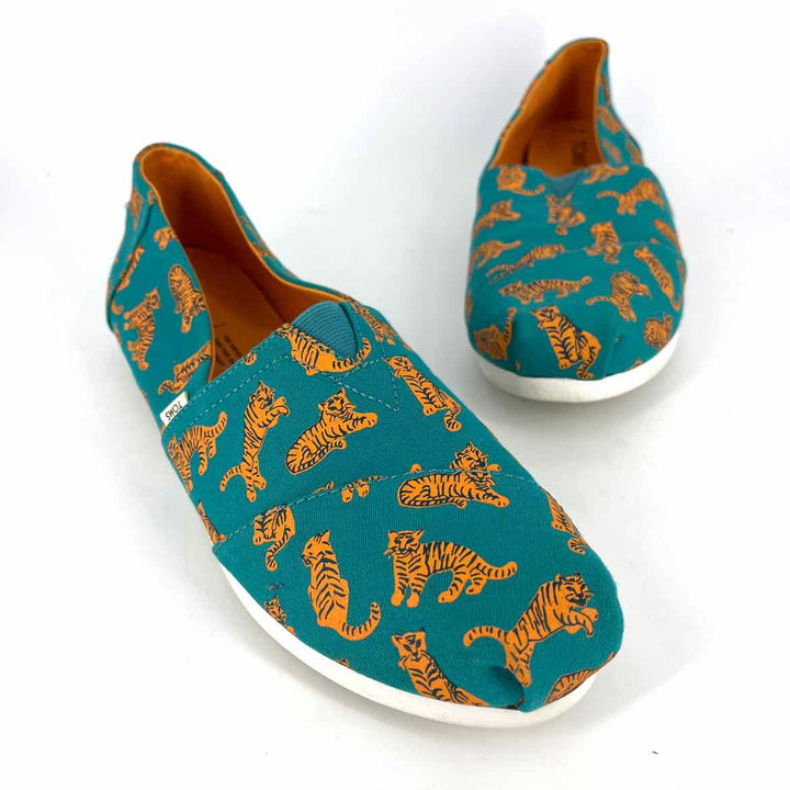 Shoe Size 10 Toms Green Flats