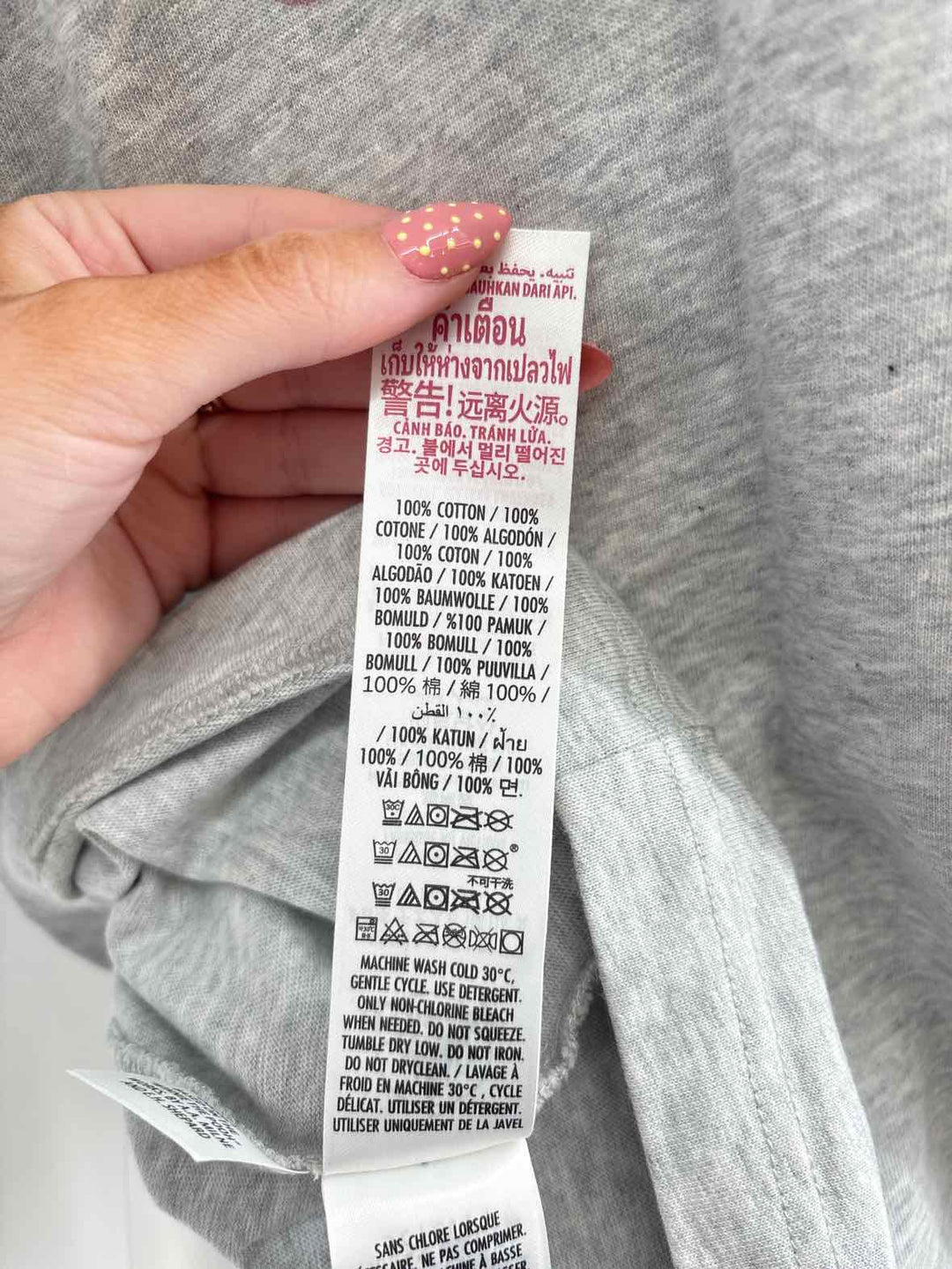 Size L DISNEY Gray Shirt