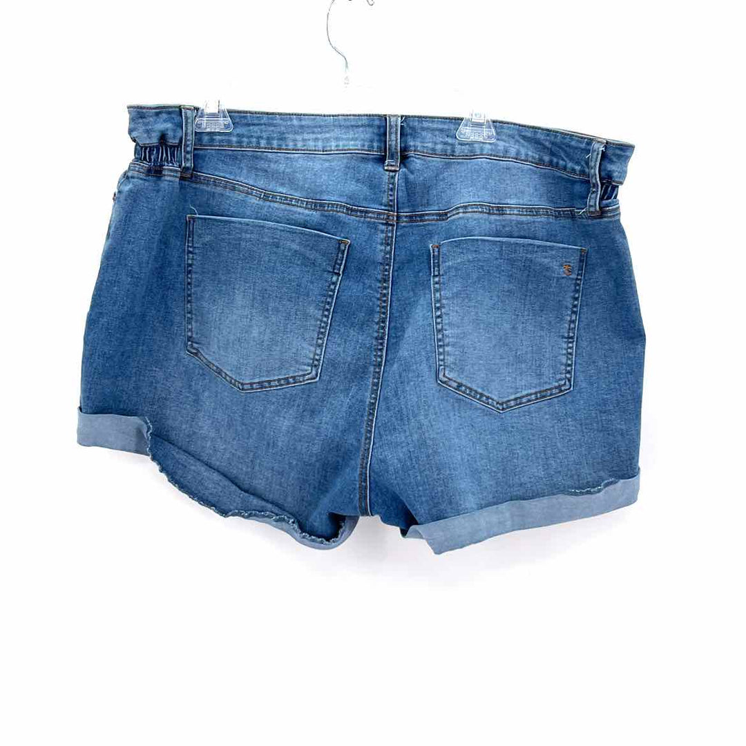 Size 20W TRUE CRAFT Denim Shorts