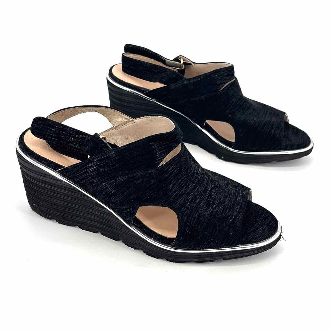 Shoe Size 7 SACHA LONDON Black Wedge