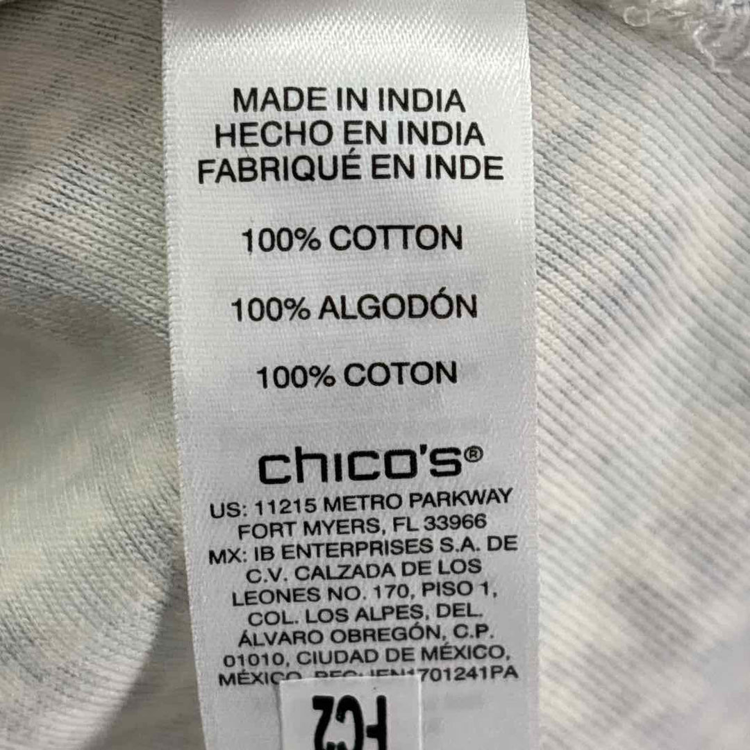 Size M Chico's Multi-Color Knit Shirt