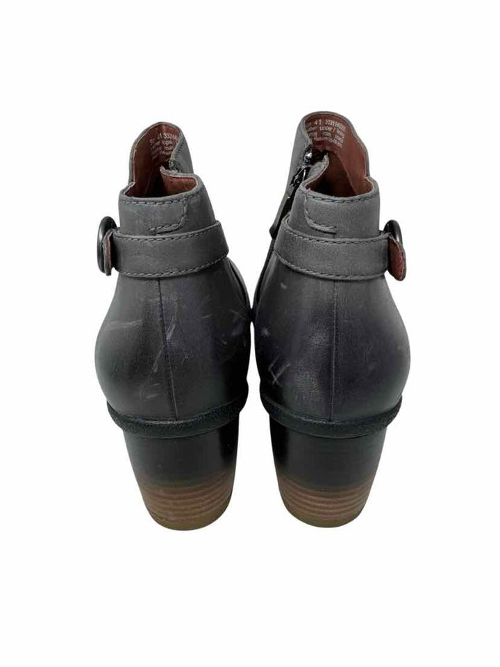 Shoe Size 41 DANSKO Gray Leather Boots