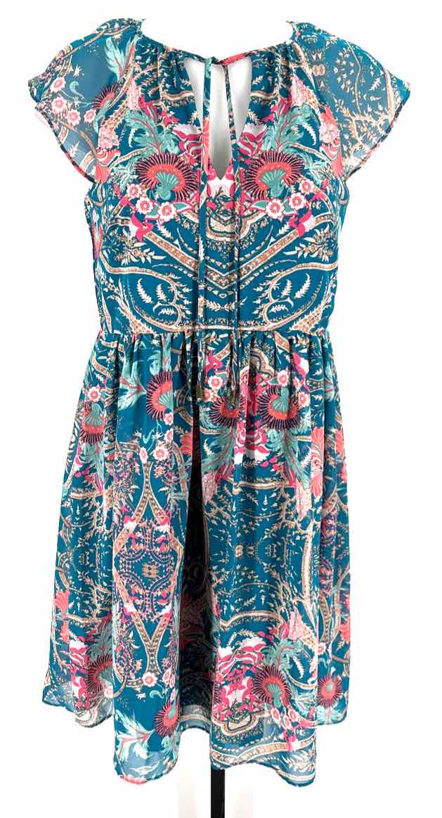 Size 4 Vince Camuto Teal Dress