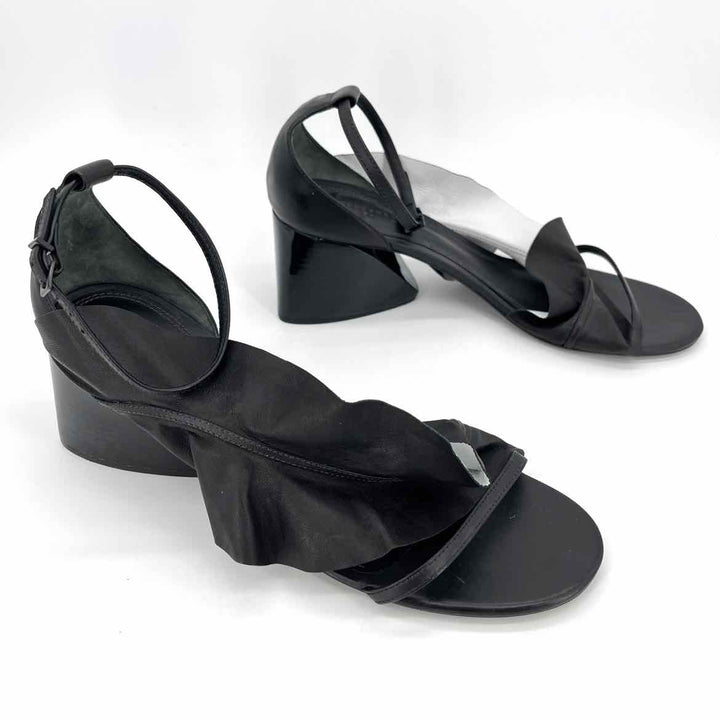 Shoe Size 10.5 Black Leather Sandals