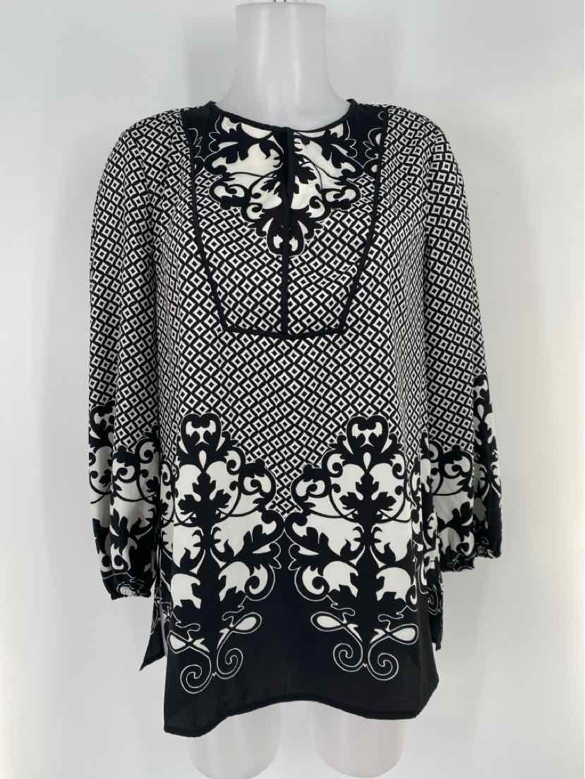 Size 8/10 Chico's Black/White Shirt