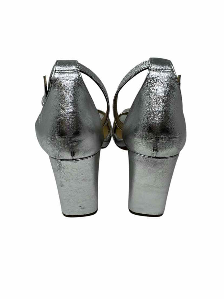 Shoe Size 9.5 Naturalizer Silver Leather Sandals