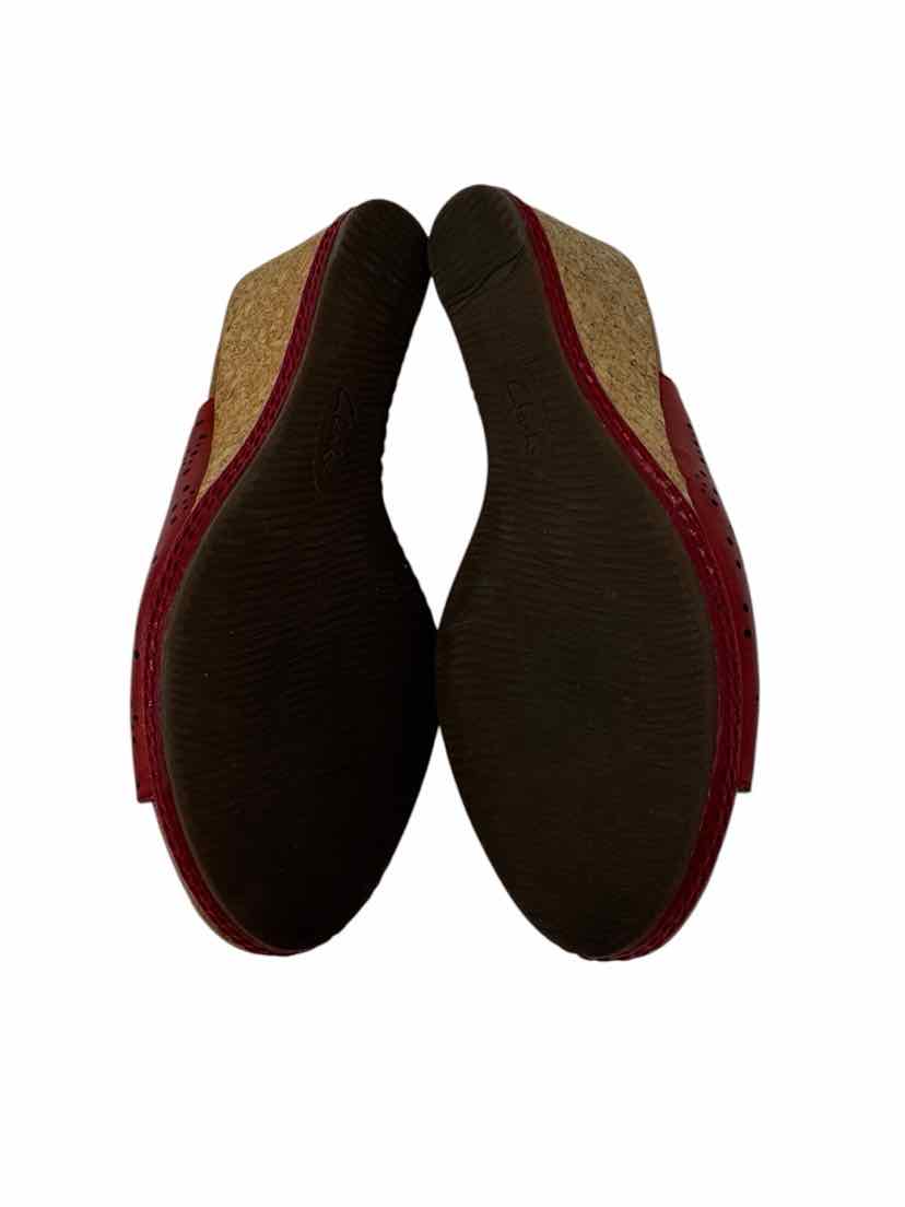 Shoe Size 7.5 CLARKS Red Leather Sandals