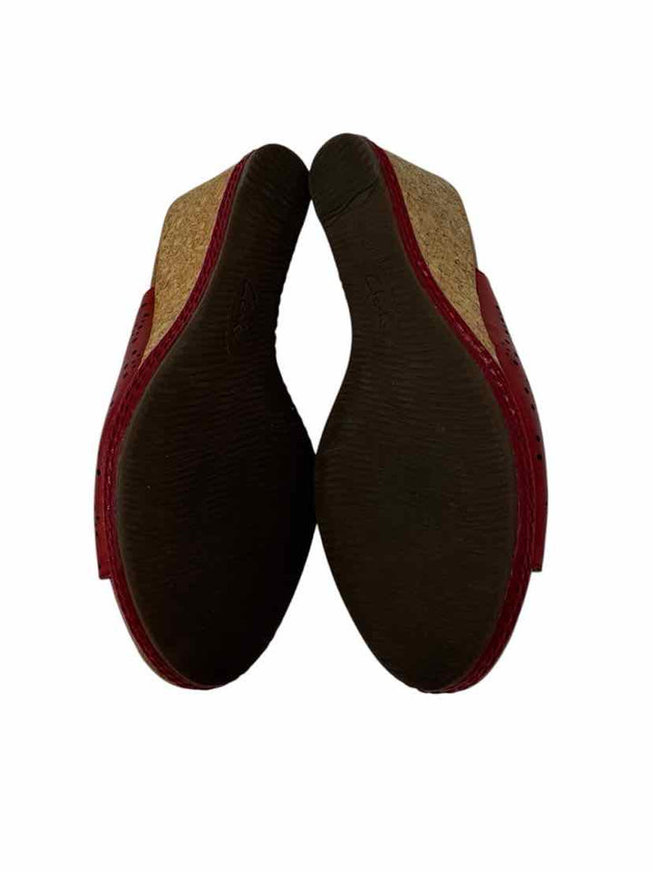 Shoe Size 7.5 CLARKS Red Leather Sandals