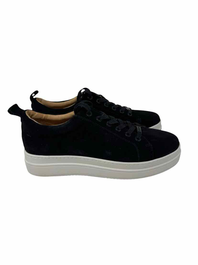 Shoe Size 9 J/SLIDES Black Sneakers