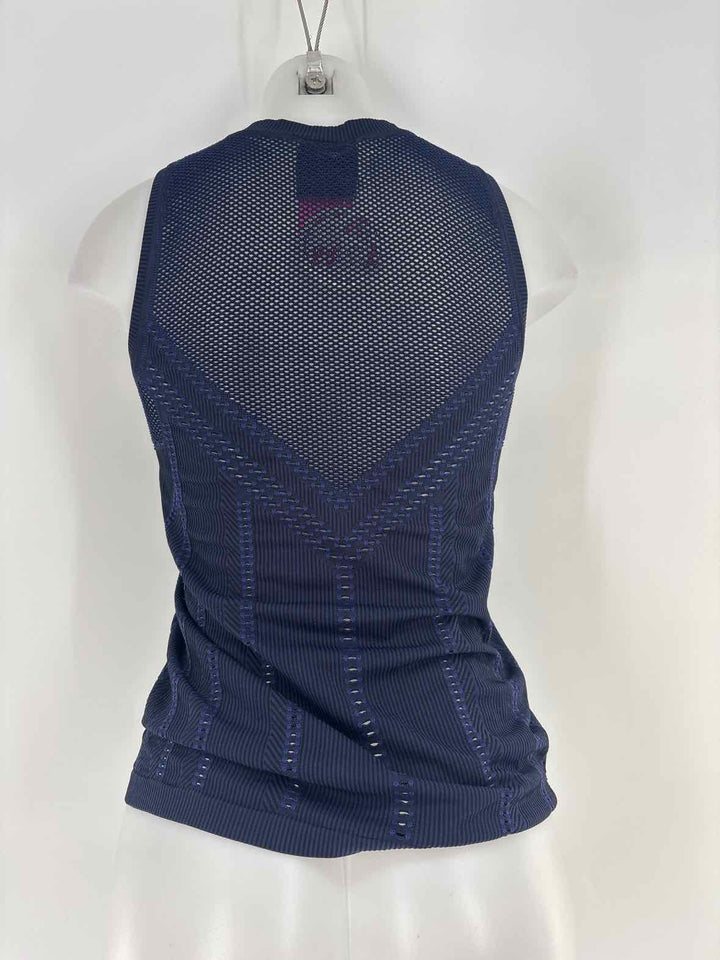 Size M Athleta Navy Shirt