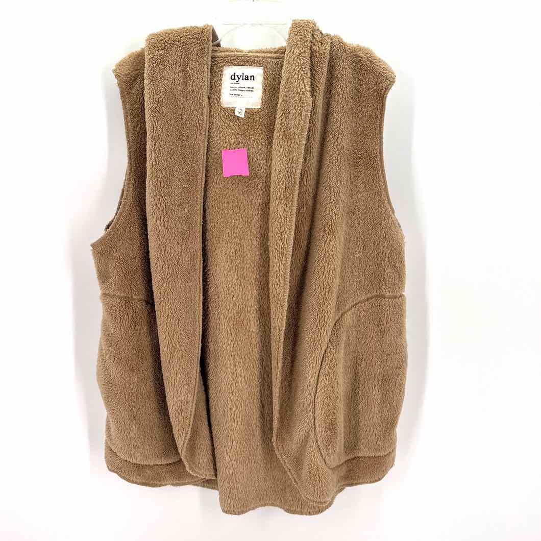 Size L/XL DYLAN Tan Faux Fur Vest