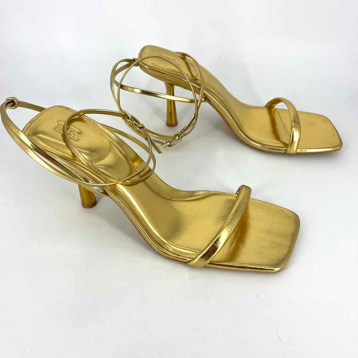 Shoe Size 41 ZARA Gold Faux Leather Heels