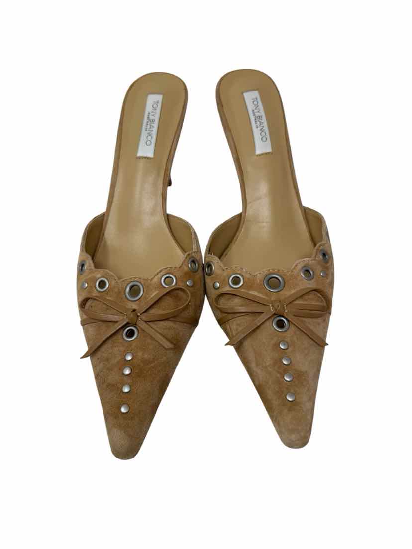 Shoe Size 9 Tan Suede Pumps