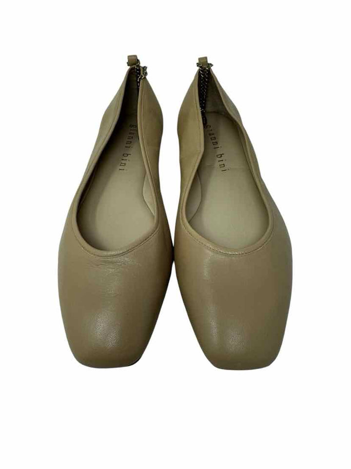 Shoe Size 10 Gianni Bini Tan Leather Flats