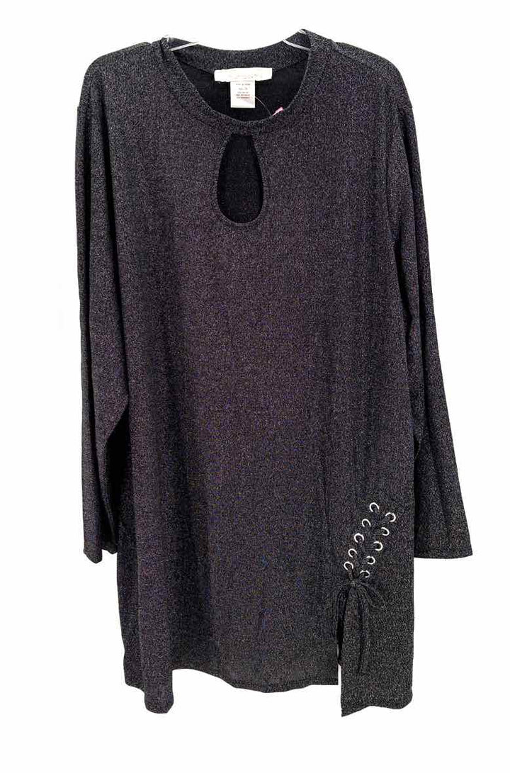 Size 3X Black Shirt