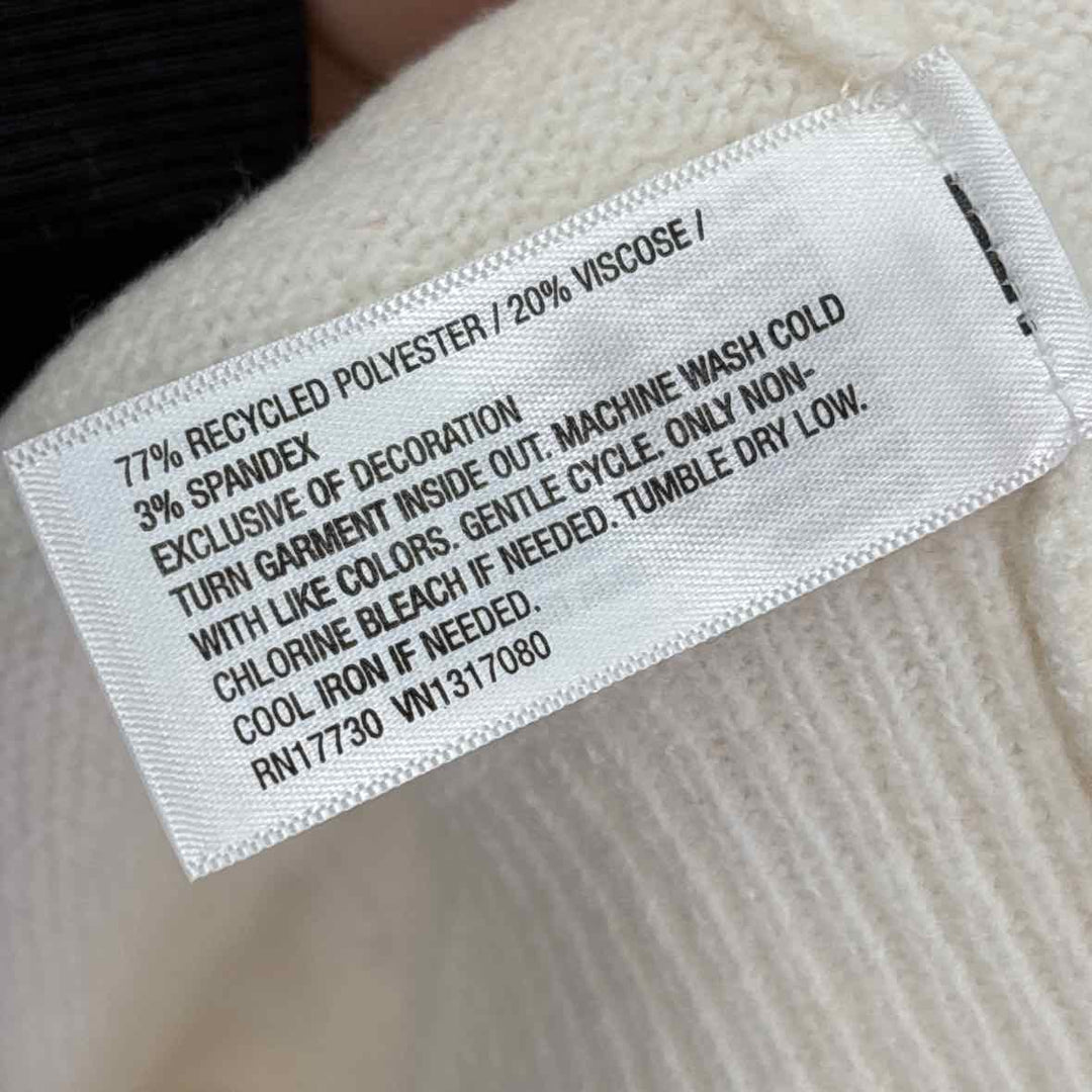 Size M A NEW DAY Ivory Sweater