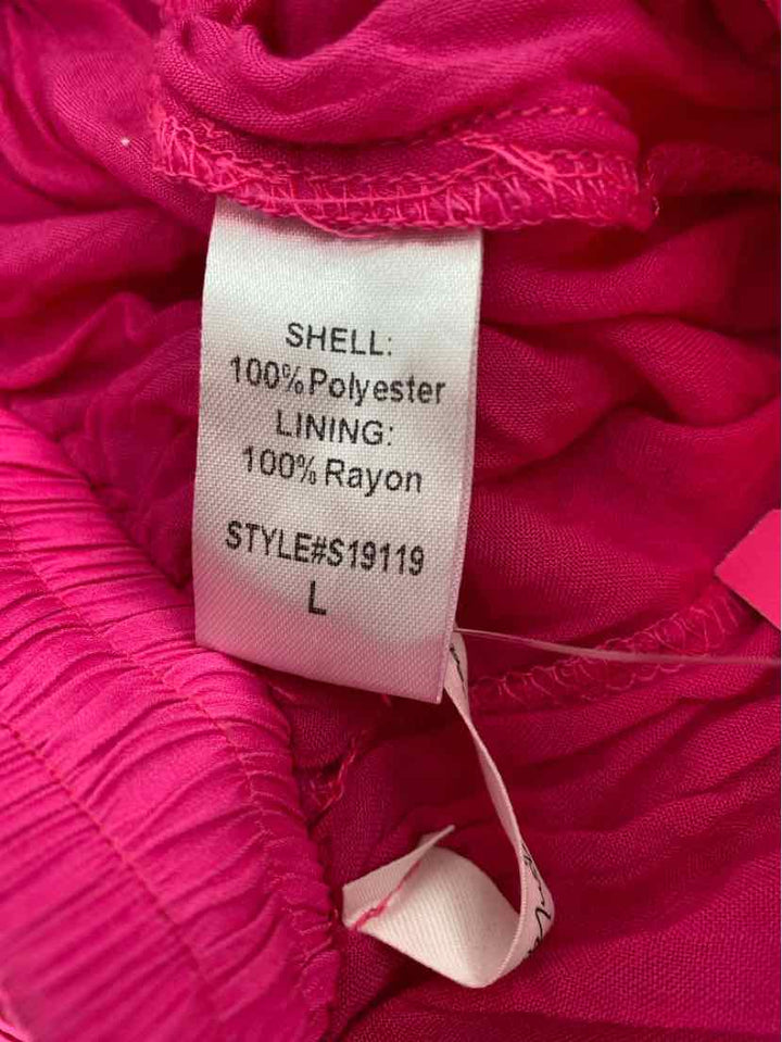 Size L MUSTARD SEED Fuschia Shorts