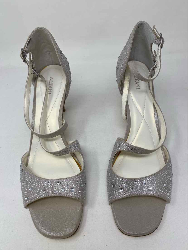 Shoe Size 11 ALFANI Silver Sandals